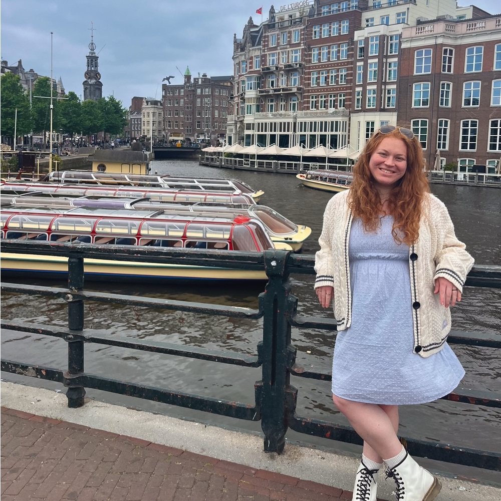 Meet your Posher, Emily
